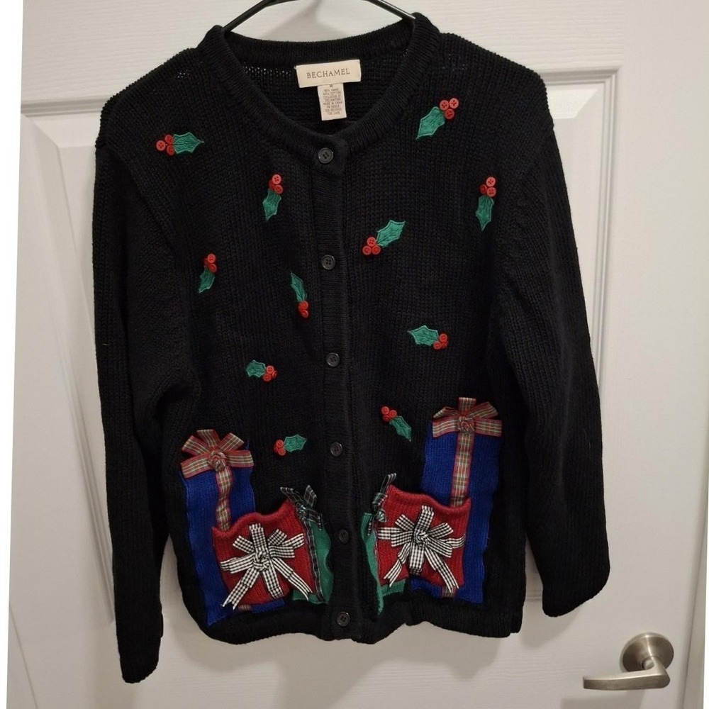 3/$15 BECHAMEL Black Festive Holly Gift Holiday Christmas Cardigan Sz M